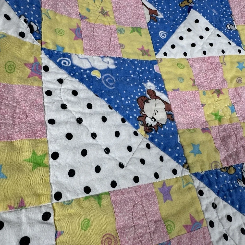 Handmade Baby Kid's Quilt Crib Blanket Yellow Looney Tunes Taz Tweety Bugs Bunny